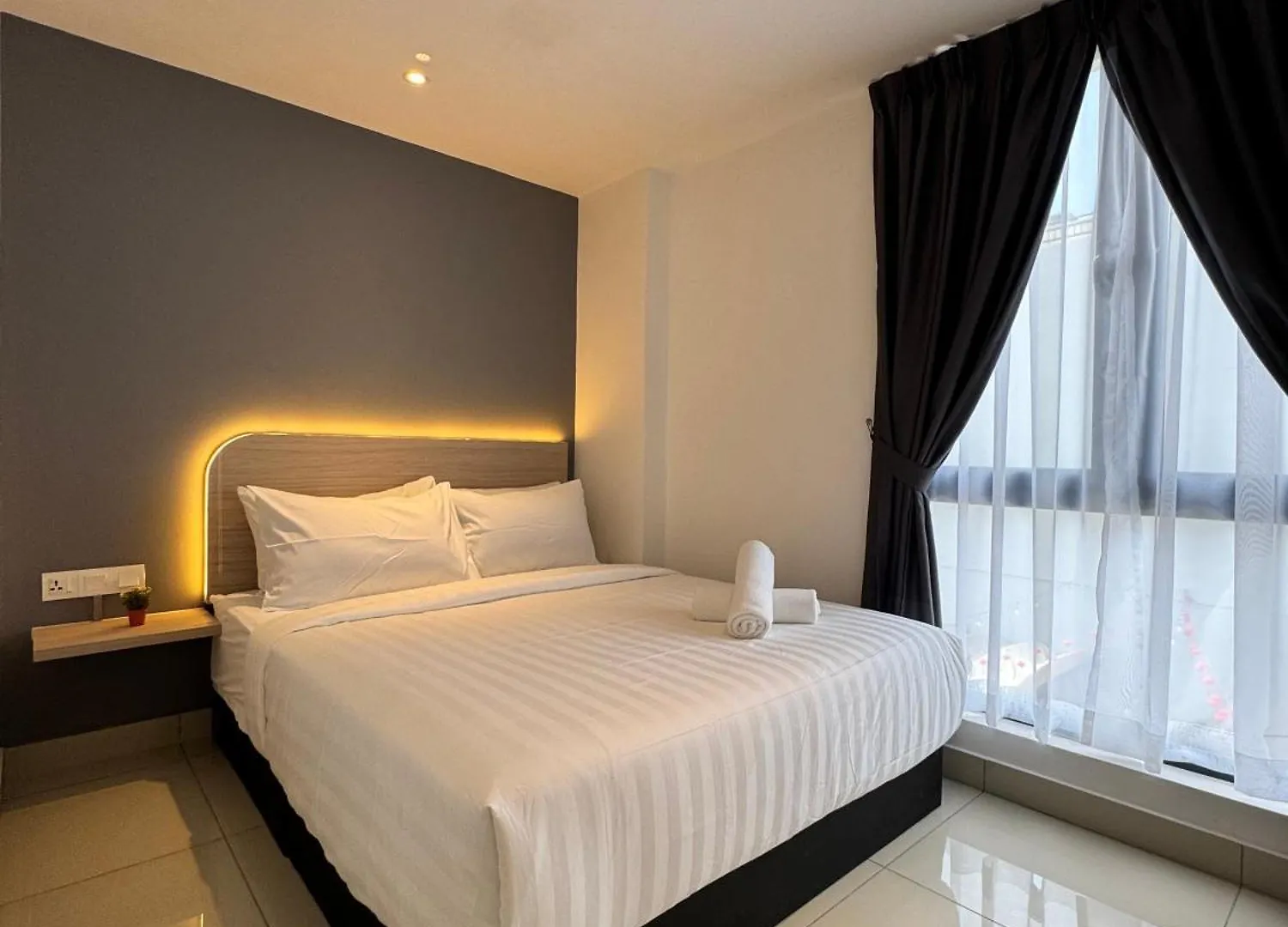 Maca Hotel By Sky Hive George Town 0*,  Malaysia