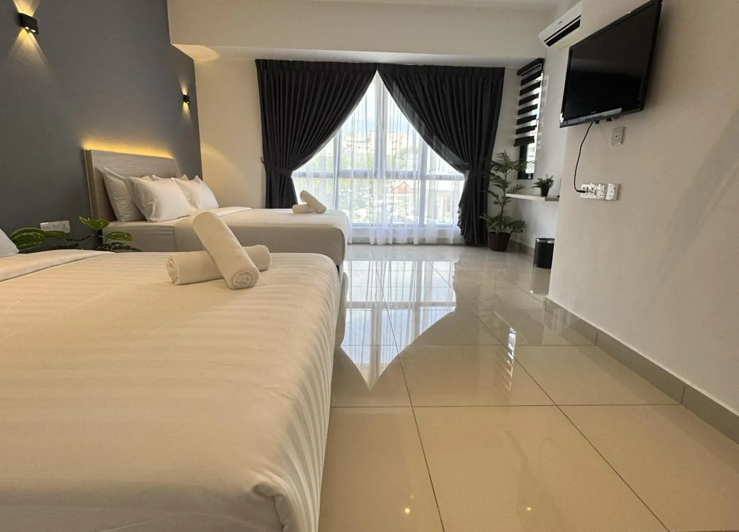Maca Hotel By Sky Hive George Town 0*,  Malaysia